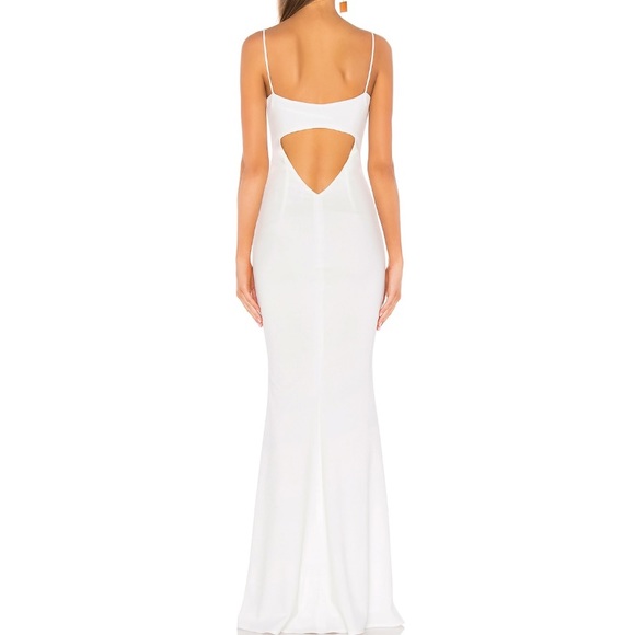 White high quality gown - Picture 3 of 4